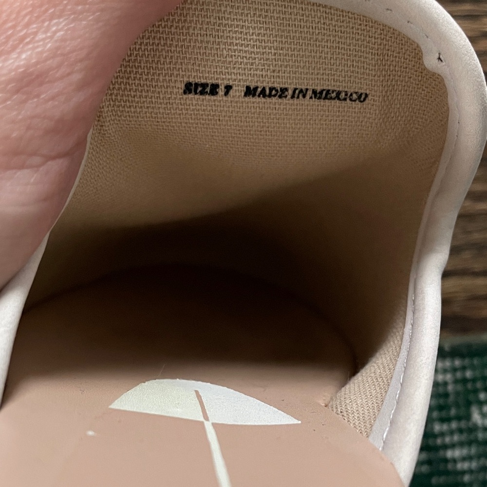 Dolce Vita Cream Slip-On Clogs - Picture 5 of 7